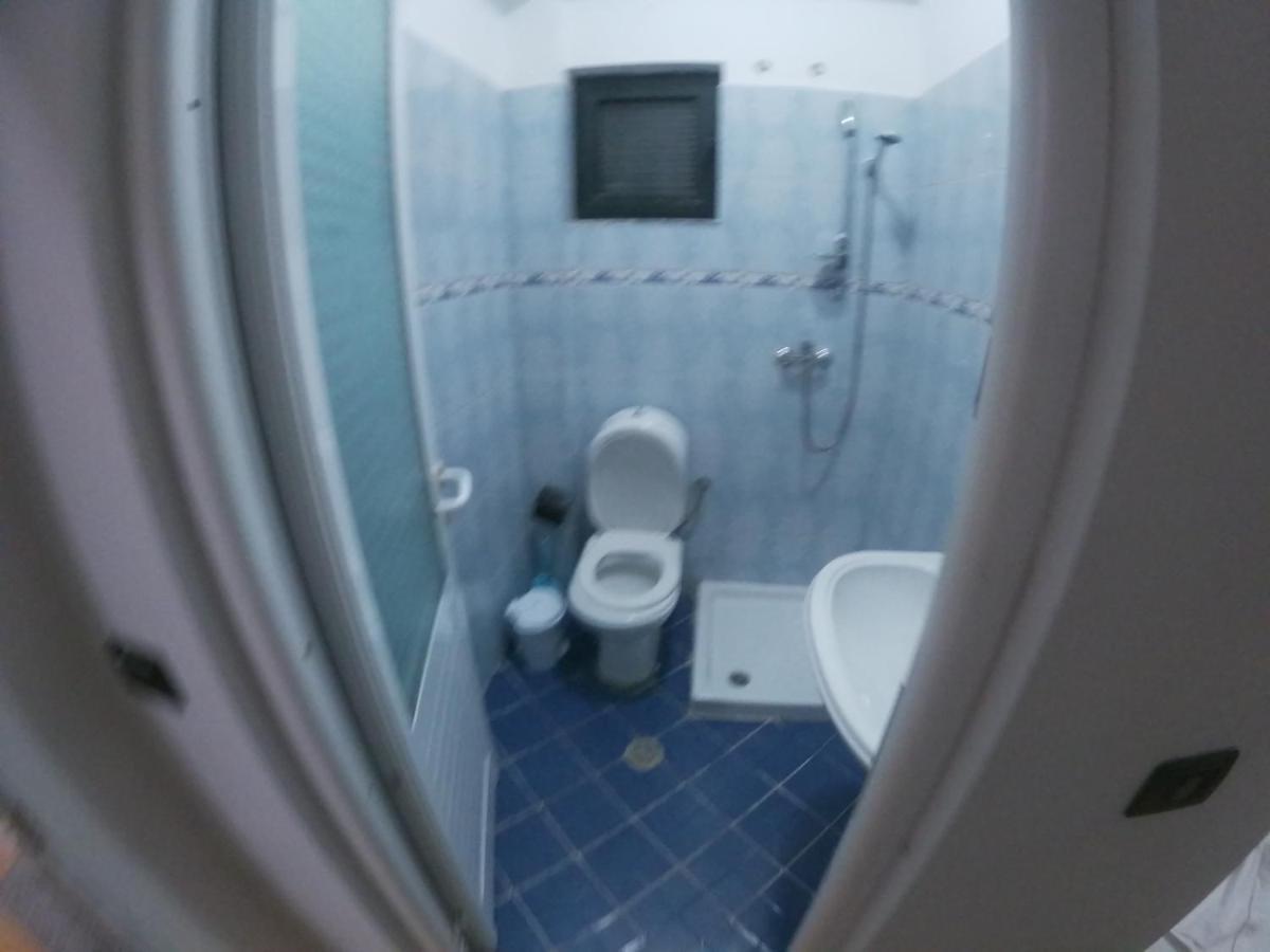 Kanina Hotel&Hostel Sarande Ngoại thất bức ảnh