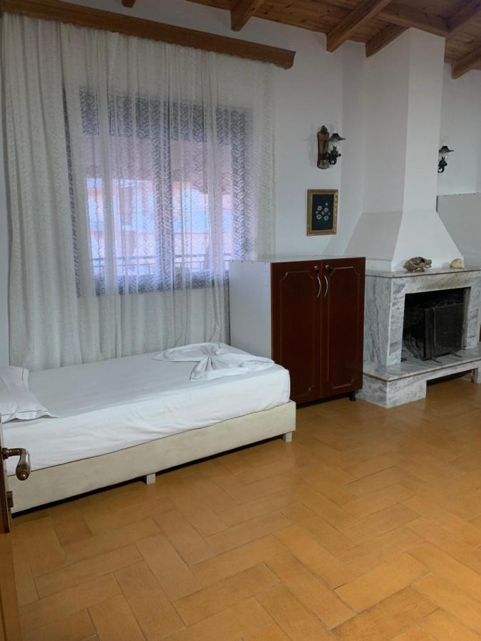Kanina Hotel&Hostel Sarande Ngoại thất bức ảnh